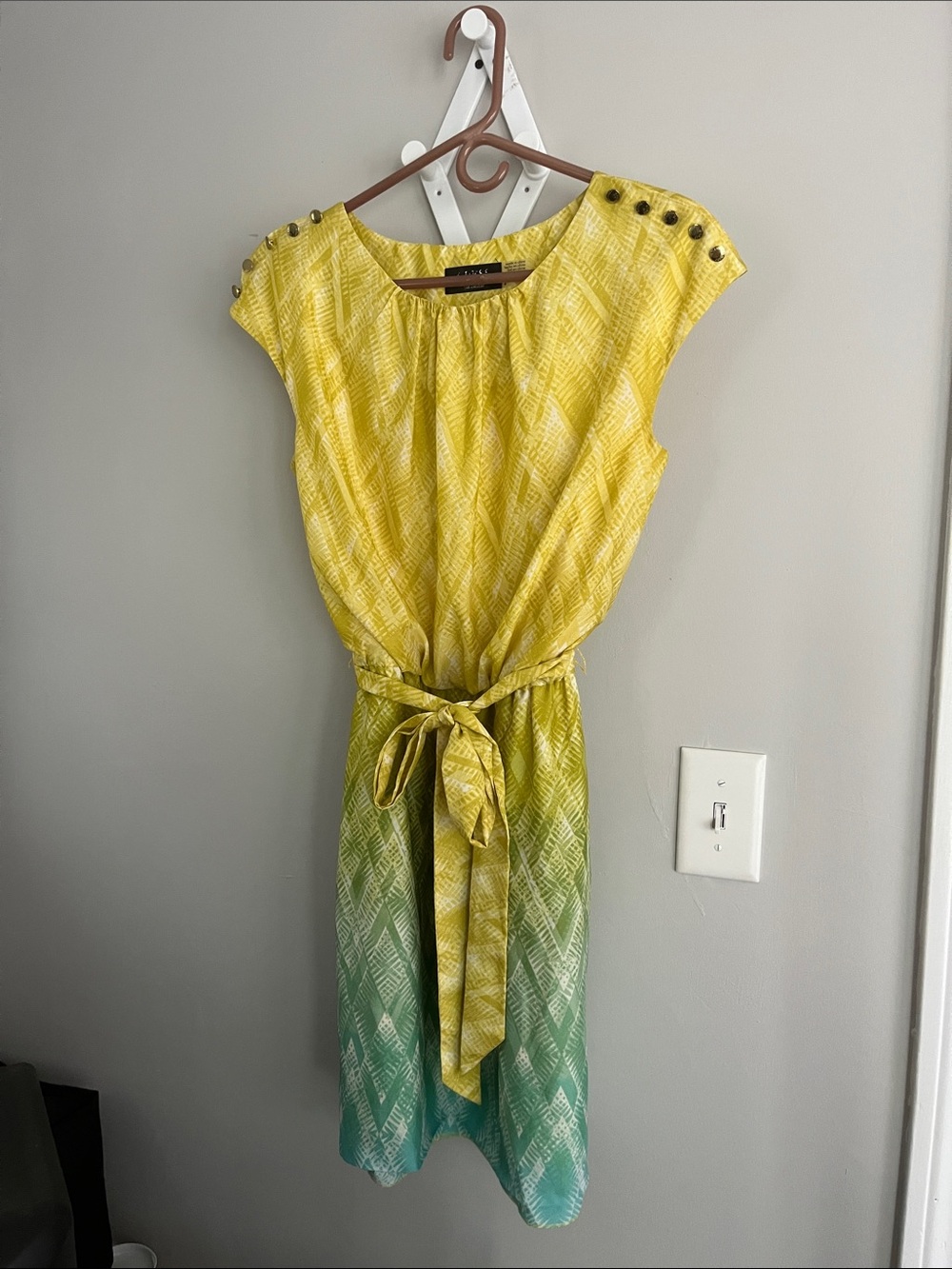 Guess Yellow-to-Green Ombre Tie-Waist Dress with Studded Shoulders